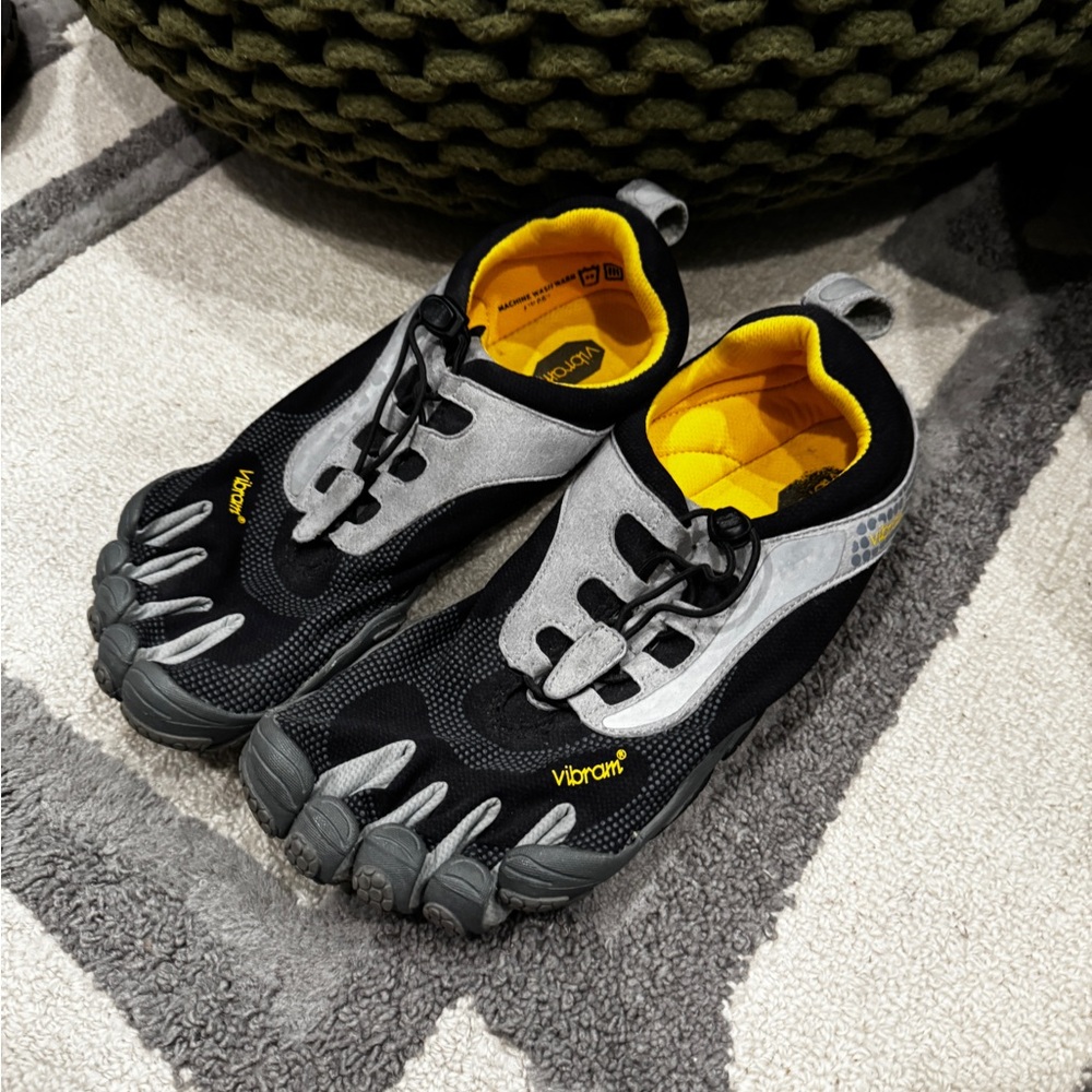 Vibram Black and Gray Toe Shoes with Yellow Accents